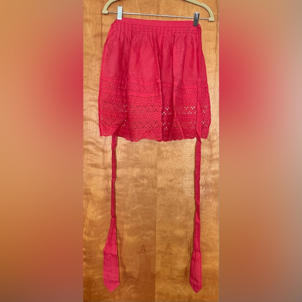 Fucsia Eyelet Apron